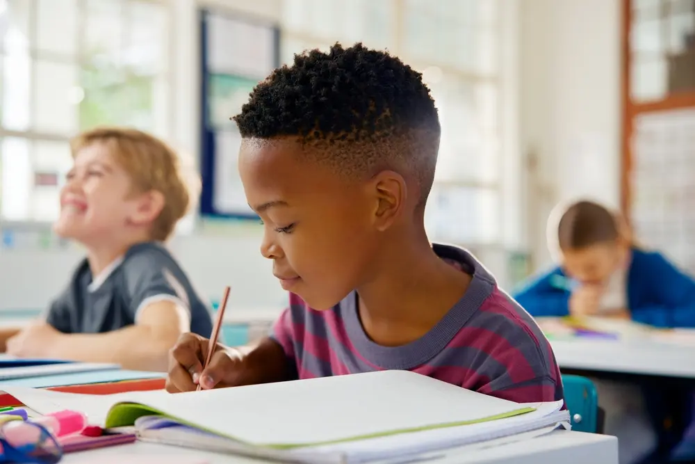 Enfant à l'école